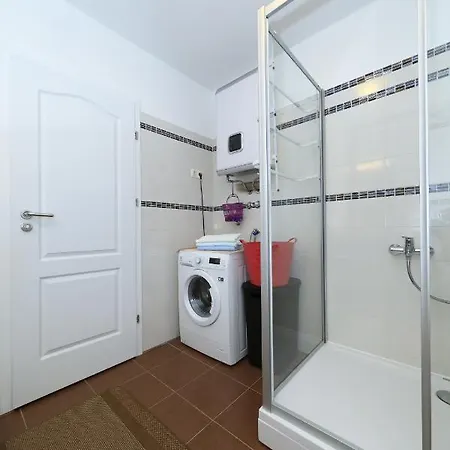 Vanda Land Penthouse