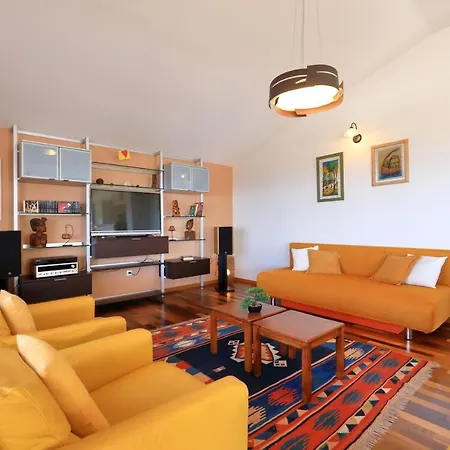 Vanda Land Penthouse Apartment Zadar