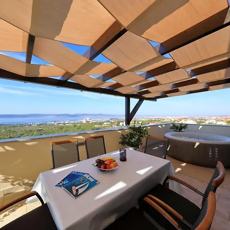 Vanda Land Penthouse Apartment Zadar