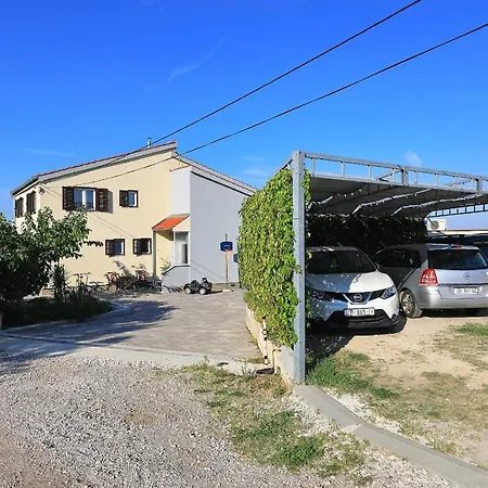 Vanda Land Penthouse Appartamento