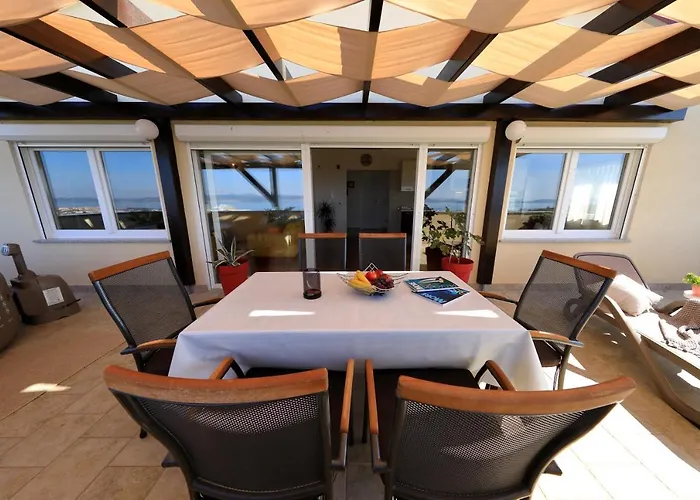 Vanda Land Penthouse Appartement