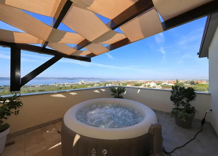 Vanda Land Penthouse Apartment Zadar